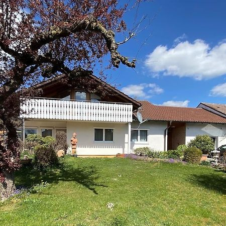 Gemuetliche Wohnung Bei Bad Waldsee Mit Balkon מראה חיצוני תמונה